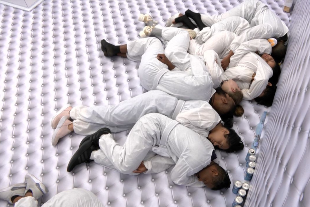 Henri Castelli muda Quarto Branco, que chega a 80 horas