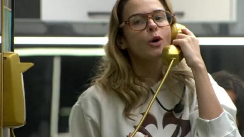 Ana Paula atende Big Fone no BBB 26 e ganha prêmio em dinheiro