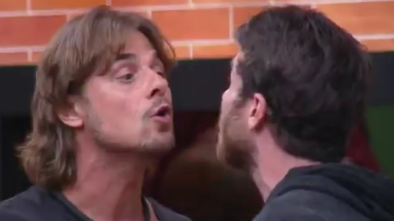 A Fazenda 18: Alfredo enfrenta Murilo, Daniel briga com Serginho e Darlin rompe trégua com a Alcateia